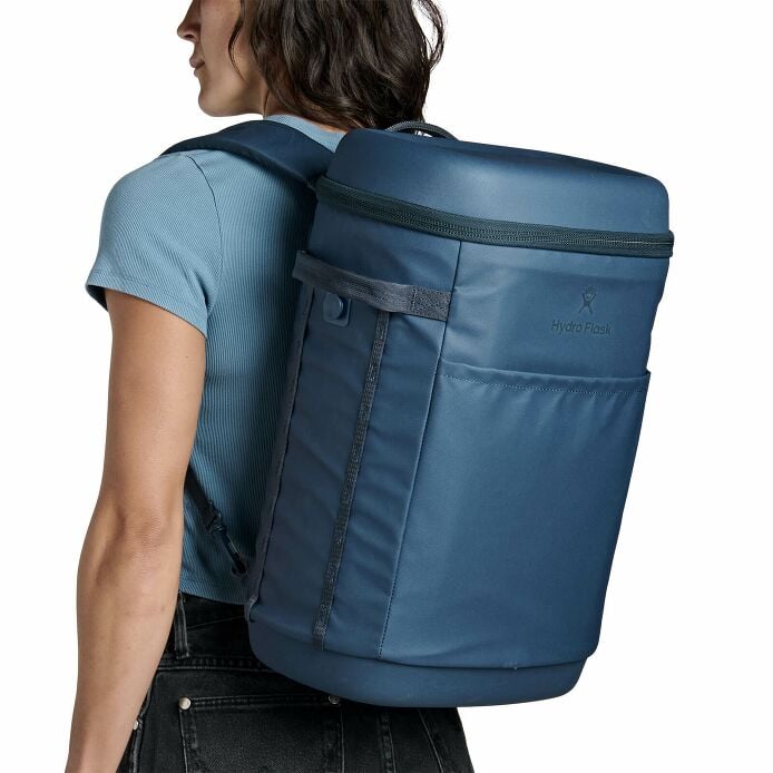 carryouttm-backpack-22-l-x5 250815_hydro_s26_hb_14605_7.jpg