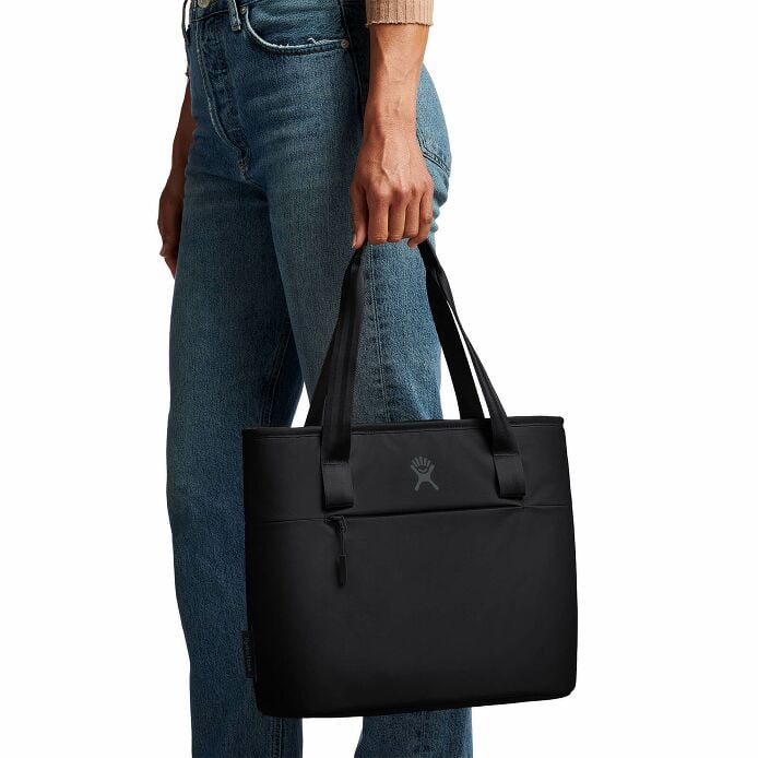 8-l-insulated-lunch-tote-g0 8l-tote-black-hb.jpg