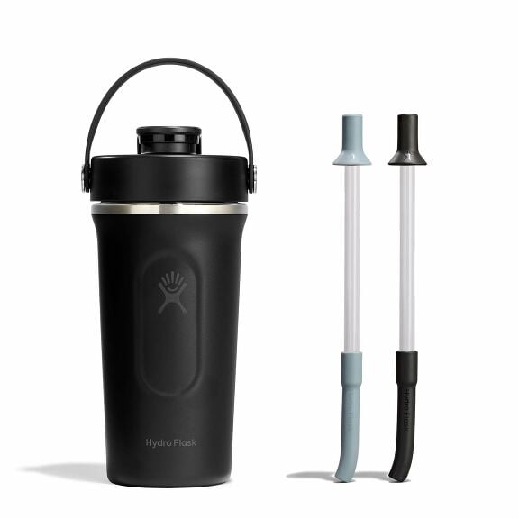 shaker-bottle-and-straw-bundle-k8 group_187_1__1.jpg