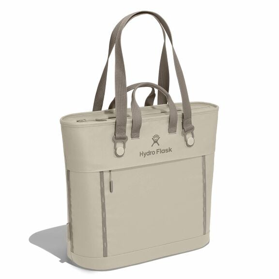 carryouttm-soft-cooler-tote-20-l-h5 midiit114-carryout-tote-20l-oat-angled.jpg