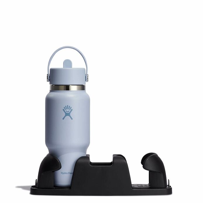 24-oz-travel-bottle-with-flex-straw-cap-p4 surf-travel-bottle-in-cuplholder_2_8_1.jpg